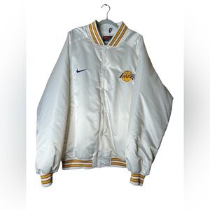 Nike Los Angeles Lakers Bomber Jacket White Satin Size 3XL NWOT  NBA vintage